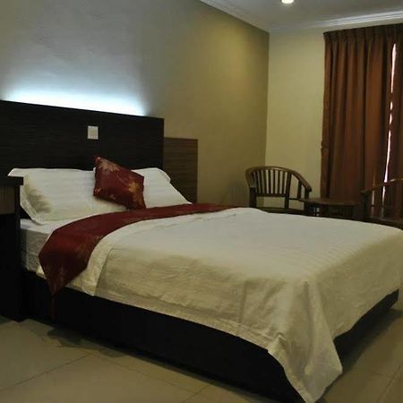 Hotel 18 Carat Malacca 外观 照片
