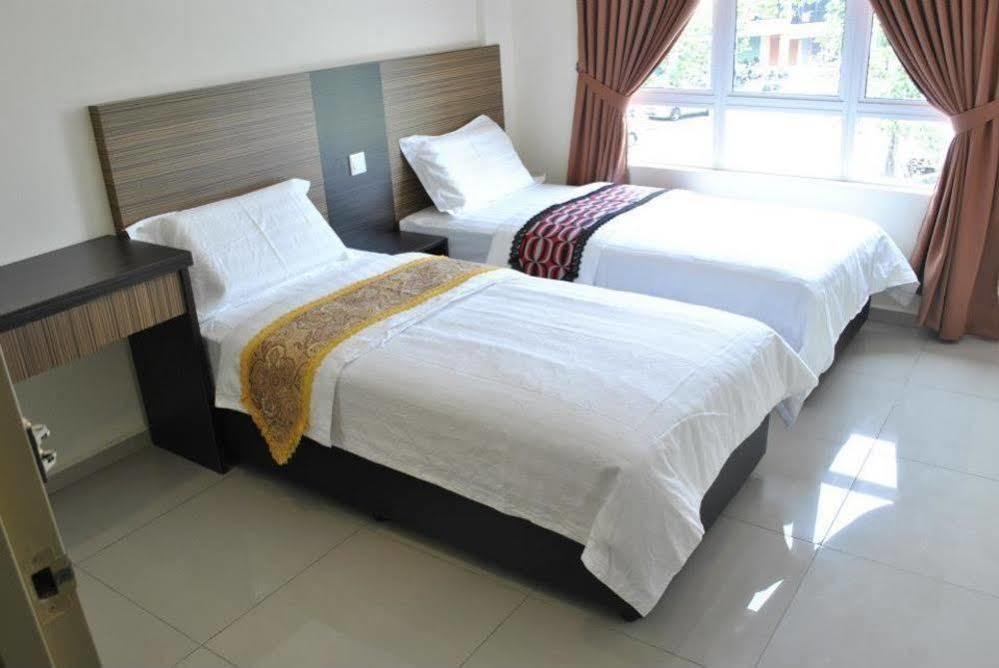 Hotel 18 Carat Malacca 外观 照片